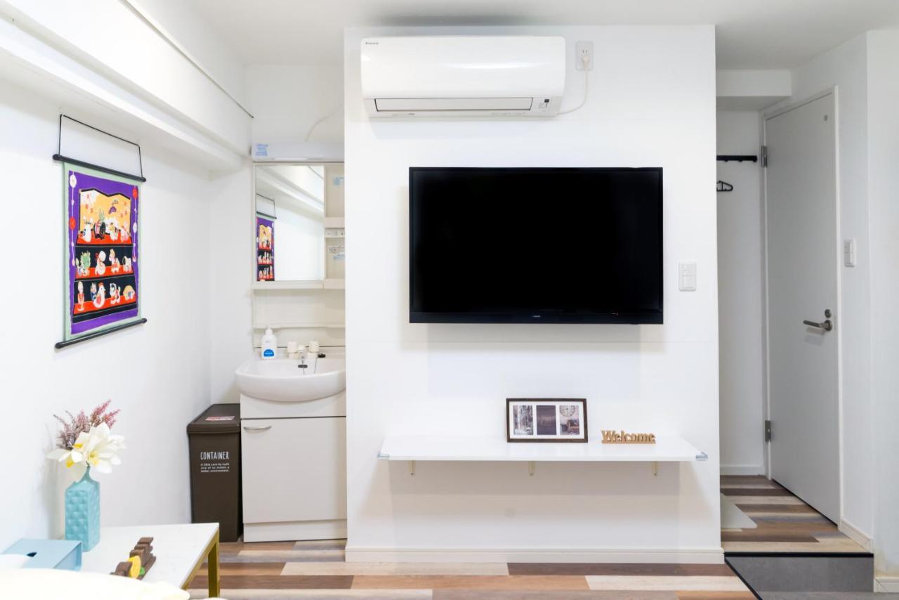 High Five Guest House Tokyo Exterior photo