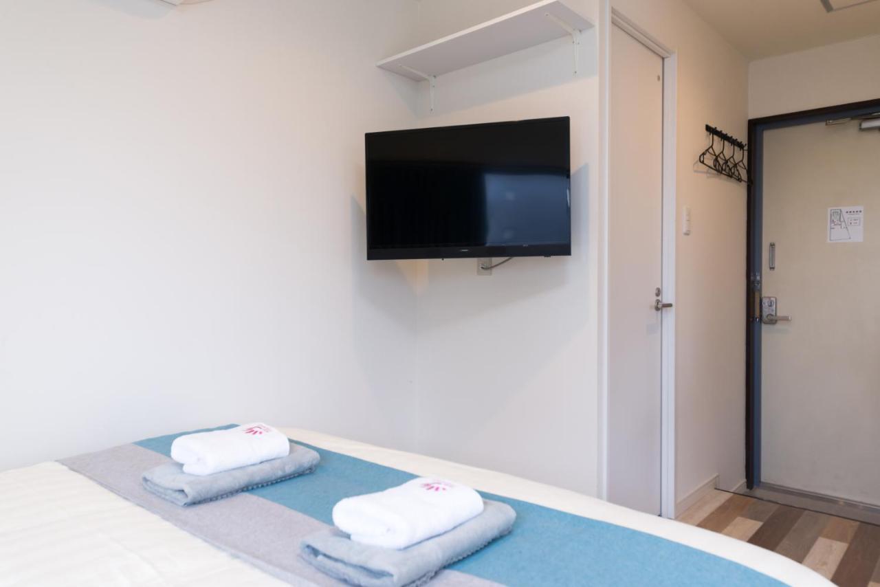 High Five Guest House Tokyo Exterior photo